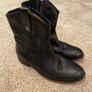 Women's Frye Ankle Boots Size 6.5